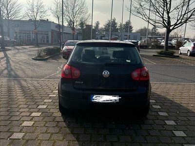Gebraucht VW Golf Basis 75 PS (55 kW) 2004 Schwarz Limousine