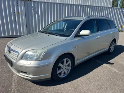 Gebraucht Toyota Avensis Executive 147 PS (108 kW) 2005 Grau Kombi