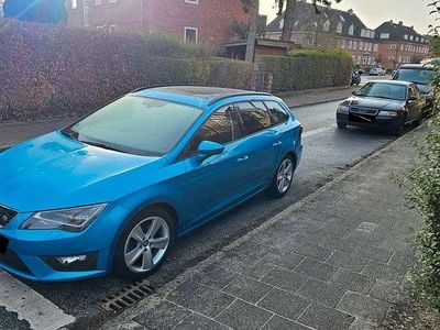 Blau Gebraucht 2015 Seat Leon ST FR Kombi | 14.000 € (Fairer Preis)