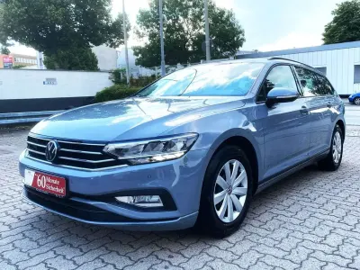 Gebraucht VW Passat R 122 PS (89 kW) 2023 Grau Kombi