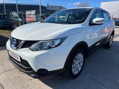 Gebraucht Nissan Qashqai Visia 116 PS (85 kW) 2016 Weiß SUV