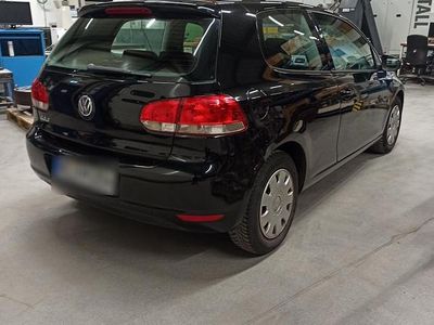 Gebraucht VW Golf VI 80 PS (58 kW) 2010 Schwarz Kleinwagen