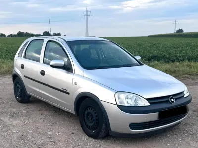 Gebraucht Opel Corsa 58 PS (42 kW) 2001 Silber Kleinwagen