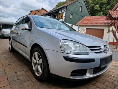 Gebraucht VW Golf V 90 PS (66 kW) 2005 Silber Kleinwagen