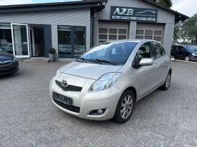 Gebraucht Toyota Yaris Executive 101 PS (74 kW) 2009 Gold Kleinwagen