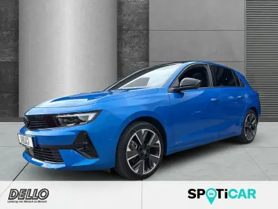 Gebraucht Opel Astra Ultimate 156 PS (114 kW) 2023 Blau Kleinwagen