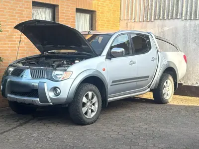 Gebraucht Mitsubishi L 167 PS (122 kW) 2009 Grau SUV