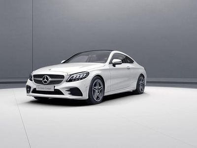 Gebraucht Mercedes C180 AMG 156 PS (114 kW) 2023 Weiß Coupé