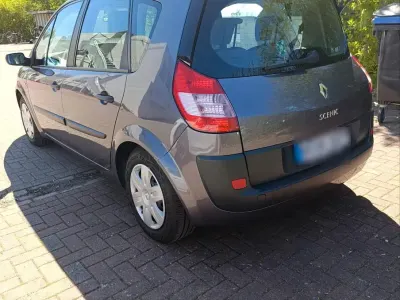 Gebraucht Renault Scénic II 113 PS (83 kW) 2005 Andere farben Van / Kleinbus