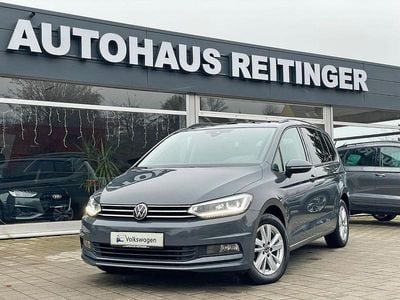 Gebraucht VW Touran Comfortline 150 PS (110 kW) 2022 Grau Van / Kleinbus