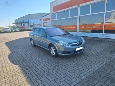Brugt Opel Vectra 105 HK (77 kW) 2006 Blå Sedan