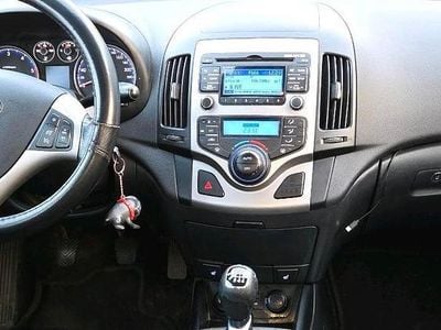 Gebraucht Hyundai i30 Turbo 90 PS (66 kW) 2011 Weiß Kombi