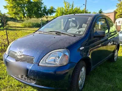 Gebraucht Toyota Yaris Terra 68 PS (50 kW) 2000 Blau Kleinwagen