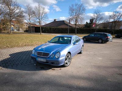 Gebraucht Mercedes CLK200 163 PS (119 kW) 2001 Blau Coupé