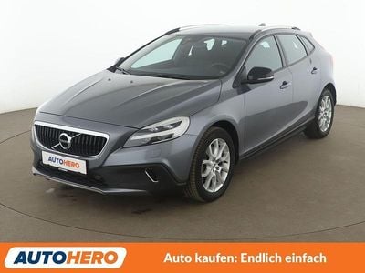Gebraucht Volvo V40 CC Momentum 152 PS (111 kW) 2017 Grau Kombi