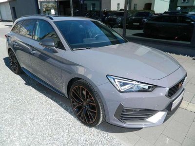 Second-hand Cupra Leon VZ 245 CP (180 kW) 2022 Gri Break