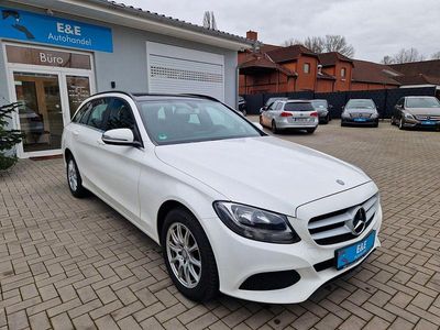 Weiß Gebraucht 2015 Mercedes C200 Kombi | 14.890 € (Etwas zu teuer)