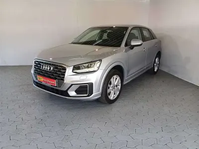 Gebraucht Audi Q2 Sport 116 PS (85 kW) 2019 Florettsilber metallic SUV
