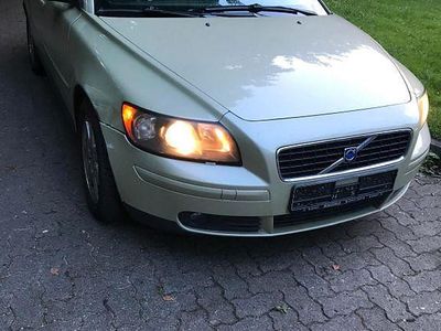 Volvo S40