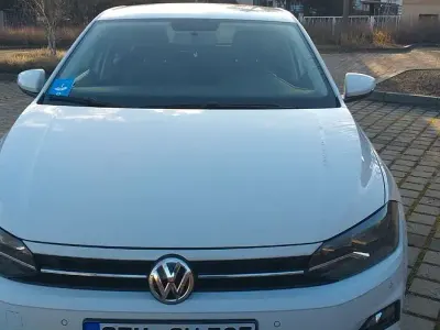 Gebraucht VW Polo Highline 95 PS (69 kW) 2018 Weiß Kleinwagen