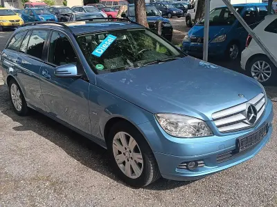Gebraucht Mercedes C180 120 PS (88 kW) 2011 Blau Kombi