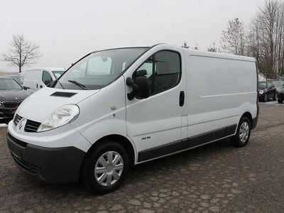 Weiß Gebraucht 2010 Renault Trafic Van / Kleinbus | 3.990 € (Guter Preis)