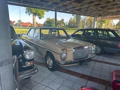Gebraucht Mercedes W114 1975 Beige Limousine
