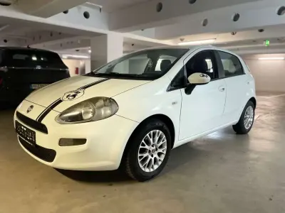 Gebraucht Fiat Punto 69 PS (50 kW) 2012 Weiß Kleinwagen