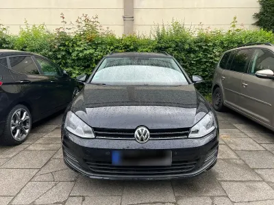 Gebraucht VW Golf VII 105 PS (77 kW) 2014 Schwarz Kombi