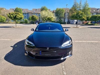 Second-hand Tesla Model S 241 kW (328 CP) 2017 Negru Hatchback