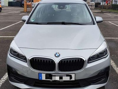 Gebraucht BMW 218 Advantage 150 PS (110 kW) 2020 Grau Van / Kleinbus