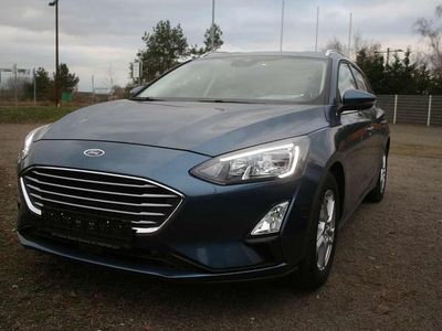 Chromablau metallic Gebraucht 2020 Ford Focus Cool & Connect Kombi | 19.805 € (Etwas zu teuer)