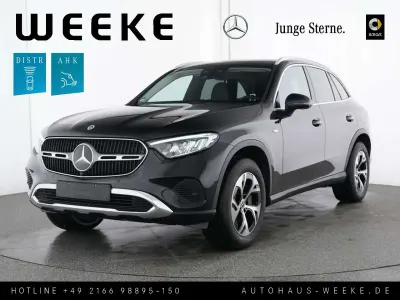 Second-hand Mercedes GLC300e Avantgarde 204 CP (150 kW) 2024 Negru SUV