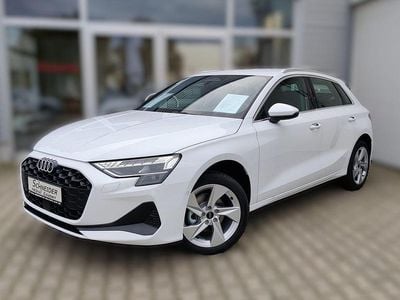 Weiß Gebraucht 2025 Audi A3 Business Limousine | 33.900 € (Guter Preis)