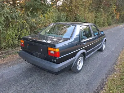 Gebraucht VW Jetta 90 PS (66 kW) 1990 Violet Limousine