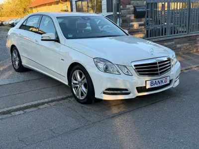 Second-hand Mercedes E200 184 CP (135 kW) 2011 Alb Berlinǎ