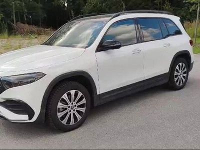 Mercedes EQB300