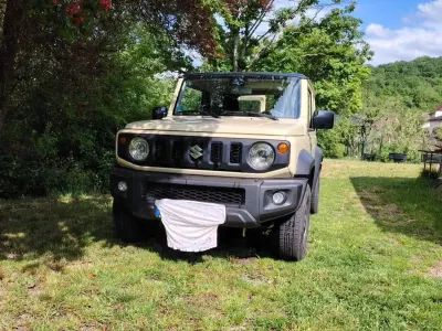 Gebraucht Suzuki Jimny Comfort 102 PS (75 kW) 2020 Braun SUV