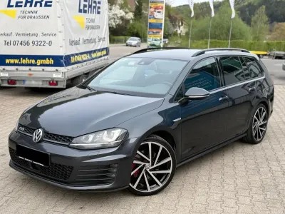 Second-hand VW Golf VII GTD 184 CP (135 kW) 2015 Gri Break