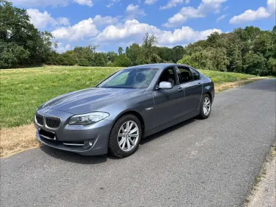 Gebraucht BMW 523 Shadowline 204 PS (150 kW) 2010 Silber Limousine