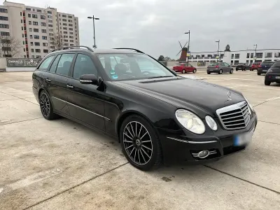 Gebraucht Mercedes E280 194 PS (142 kW) 2008 Schwarz Kombi