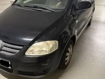 Gebraucht VW Fox Refresh 54 PS (39 kW) 2009 Schwarz Kleinwagen
