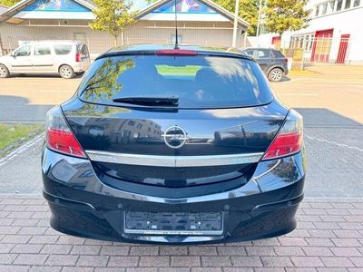 Opel Astra GTC