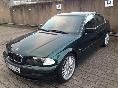 Gebraucht BMW 320 150 PS (110 kW) 1999 Grün metallic Limousine