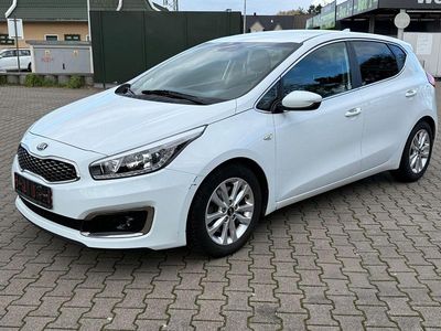Usata Kia Ceed 99 CV (72 kW) 2017 Bianco Utilitaria