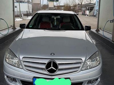 Silber Gebraucht 2009 Mercedes C200 Limousine | 8.499 € (Fairer Preis)