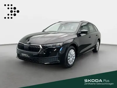 Używany Skoda Octavia Essence 116 KM (85 kW) 2025 Czarny Kombi