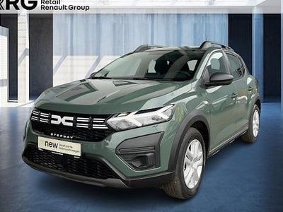 Usata Dacia Sandero Essentiel 101 CV (74 kW) 2024 Verde Berlina