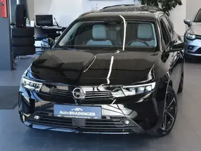 Gebraucht Opel Astra Elegance 131 PS (96 kW) 2023 Schwarz Kleinwagen