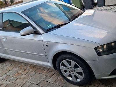 Gebraucht Audi A3 Attraction 150 PS (110 kW) 2005 Silber Kleinwagen